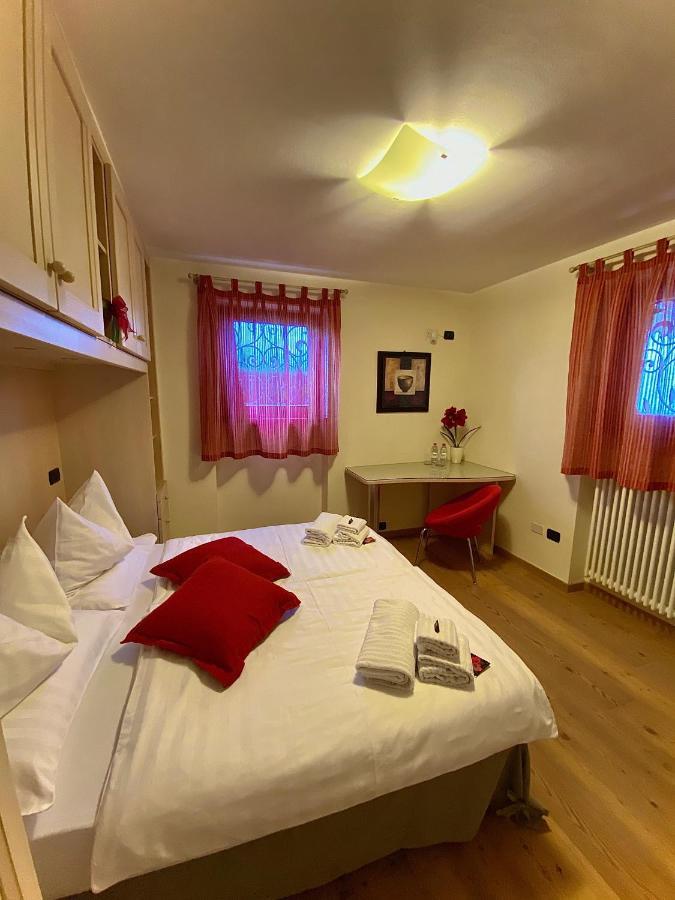 Appartamento Le Colonne - Relais Villa Quercia Tassullo Zewnętrze zdjęcie